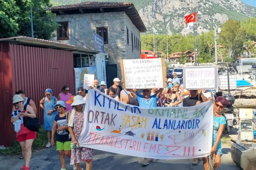 Muğla Akyaka'da kıyı işgallerine tepki: Hukuka aykırı yapılar kaldırılmalıdır