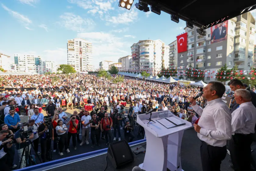 Özgür Özel'den Mamak'ta cemevi temeli: 'İktidarımızda devlet adına Alevilerden rızalığı alacağız'