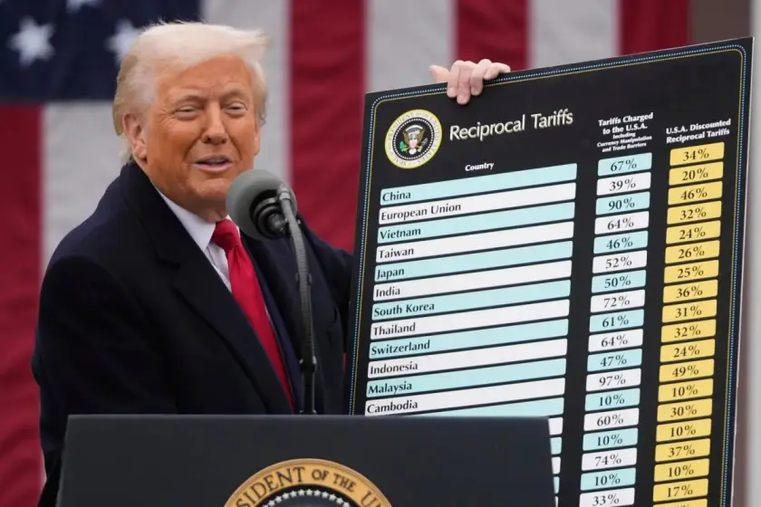 Trump, Hürmüz Boğazı'nın açık olduğunu ve İran'la görüşmek istemediklerini söyledi