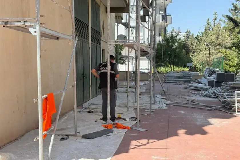 Antep'te iş cinayeti: İskeleden düşen işçi hayatını kaybetti