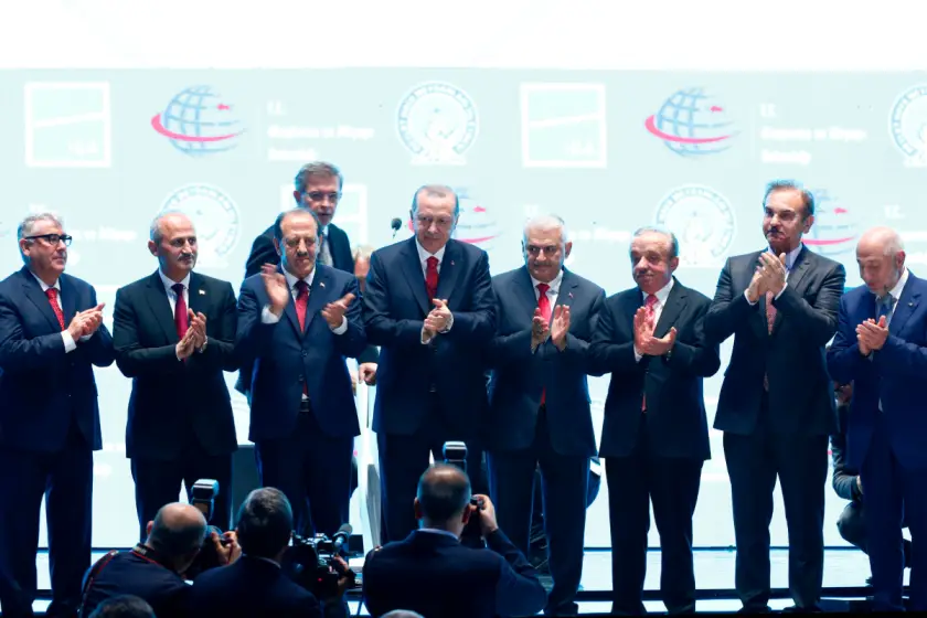 Çöküşün eşiğinde baskı rejiminin ekonomisi