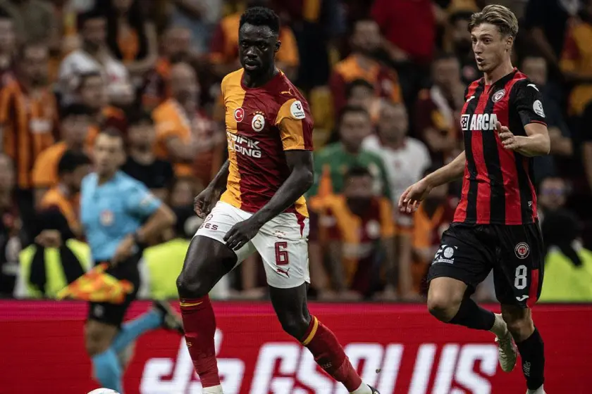 Galatasaray'da Davinson Sanchez krizi: Ayrılmak istediğini yönetime iletti