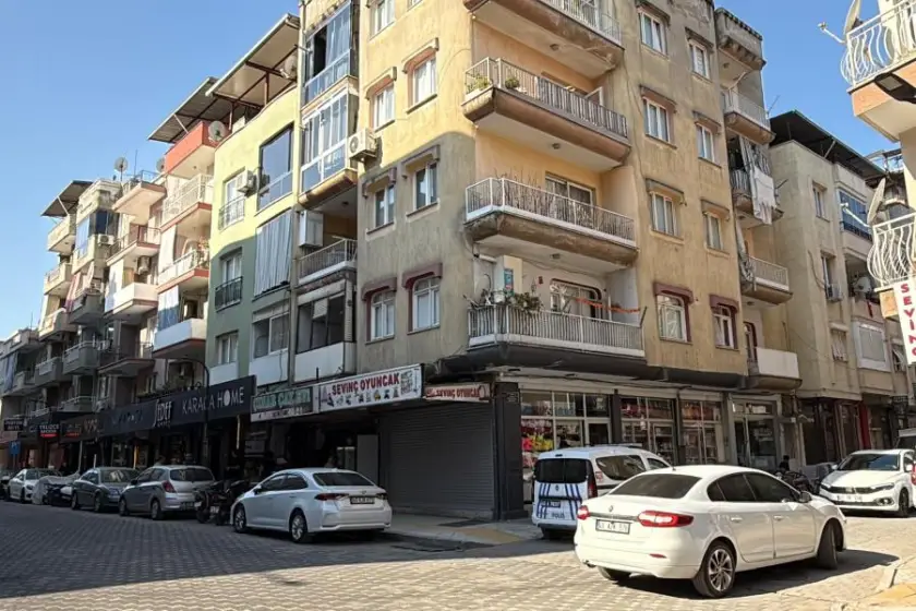 Evli olduğu erkek boğmaya çalışmıştı; Hacer Saydan hastanede hayatını kaybetti