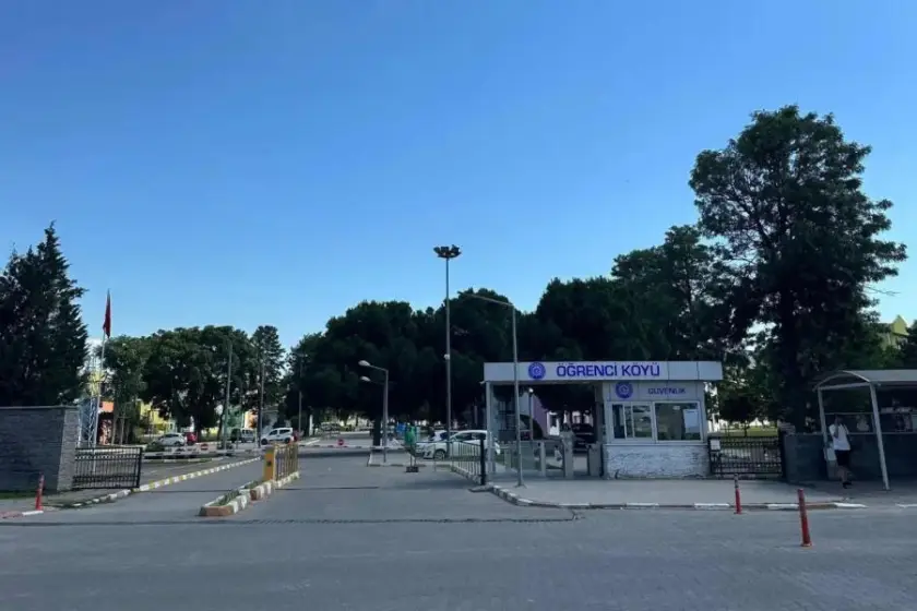 Aidatını geciktirme, depozitonu bekle: Öğrenci Köyü'nde çifte standart