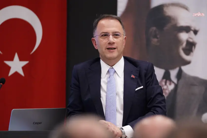 Mehmet Murat Çalık: Yoluma Cumhuriyet Halk Partisi'nde devam edeceğim