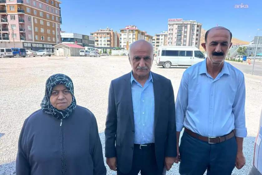 Van'da 15 yıllık mağduriyet: 70 daireli sitenin depremzedeleri çözüm bekliyor