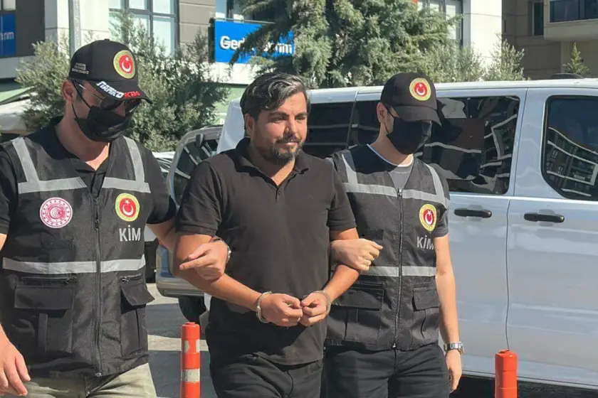YouTube yayıncısı Arif Kocabıyık adliyeye sevk edildi: 'Nereye kaçacaktınız?' sorusuna 'Anamur' yanıtını verdi