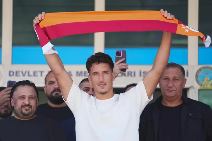 Galatasaray, Deniz Gül transferini açıkladı