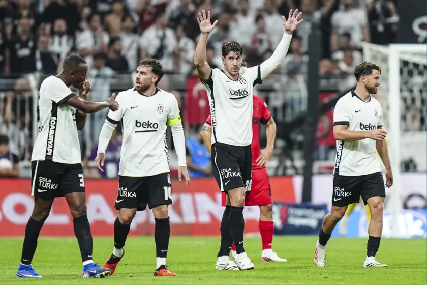 Süper Lig'de 5. haftanın perdesi yarın açılacak: Açılış maçında Beşiktaş, Erzurumspor FK'yi konuk edecek