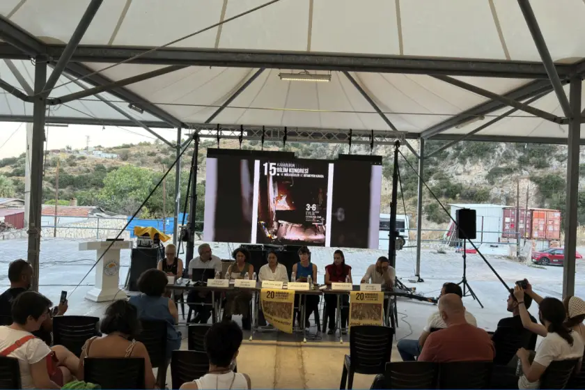 Karaburun Bilim Kongresi’nde sınıf mücadelesinin açmazları ve olanakları tartışıldı