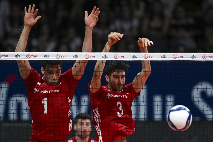 2026 CEV Avrupa Şampiyonası: Türkiye, Fransa’ya 3-0 mağlup oldu