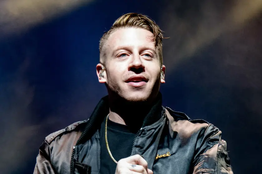 Filistin'e desteğiyle gündeme gelen Macklemore, Ed Sheeran'ın turnesinden çıkarıldı