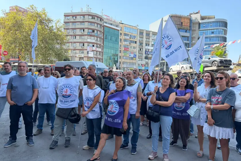 Ödemelerini alamayan Konak Belediyesi emekçileri tepki gösterdi: Somut bir ödeme planı istiyoruz