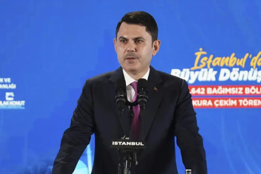 Bakan Kurum duyurdu: TOKİ borcunu peşin ödeyene yüzde 25 indirim
