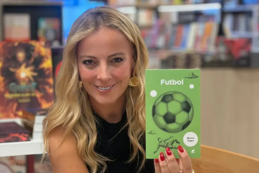 Burcu Kapu ile futbol, aidiyet ve kimlik üzerine: ‘Futbol bizi bir araya getirirken karşı karşıya da getirebiliyor’