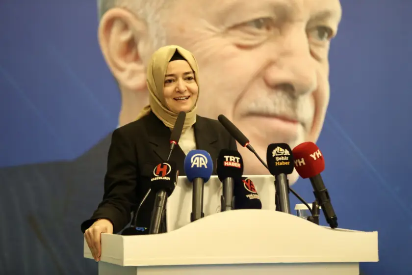 Erdoğan, Fatma Betül Sayan Kaya'nın istifasını kabul etti