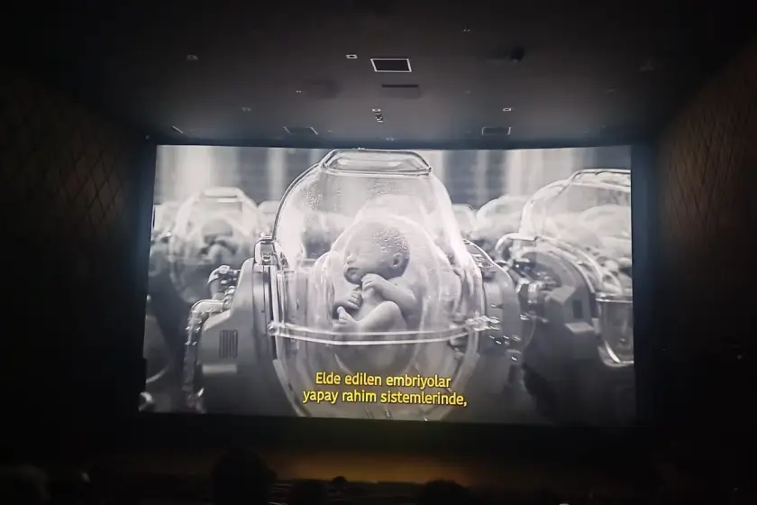 Yapay zeka filmleri Altın Koza'da: Bağımsız sinema için imkân mı, çıkmaz mı?