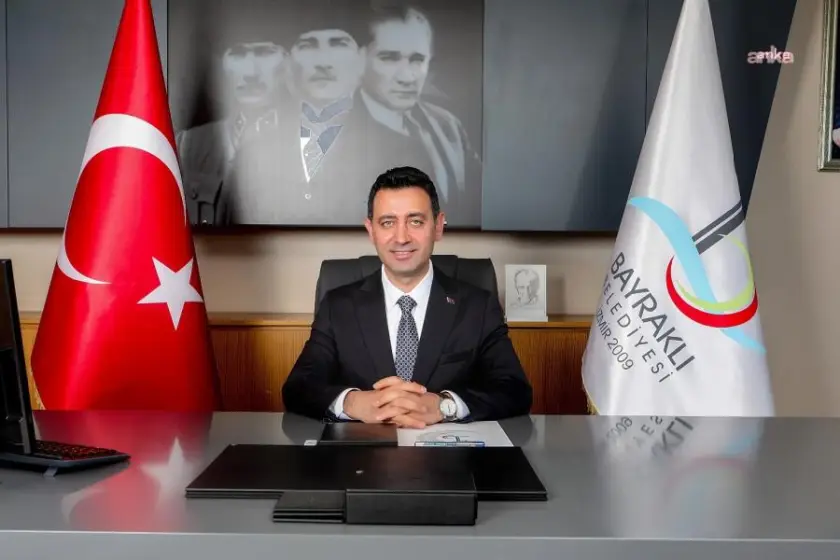 Bayraklı Belediye Başkanı İrfan Önal CHP'den istifa etti