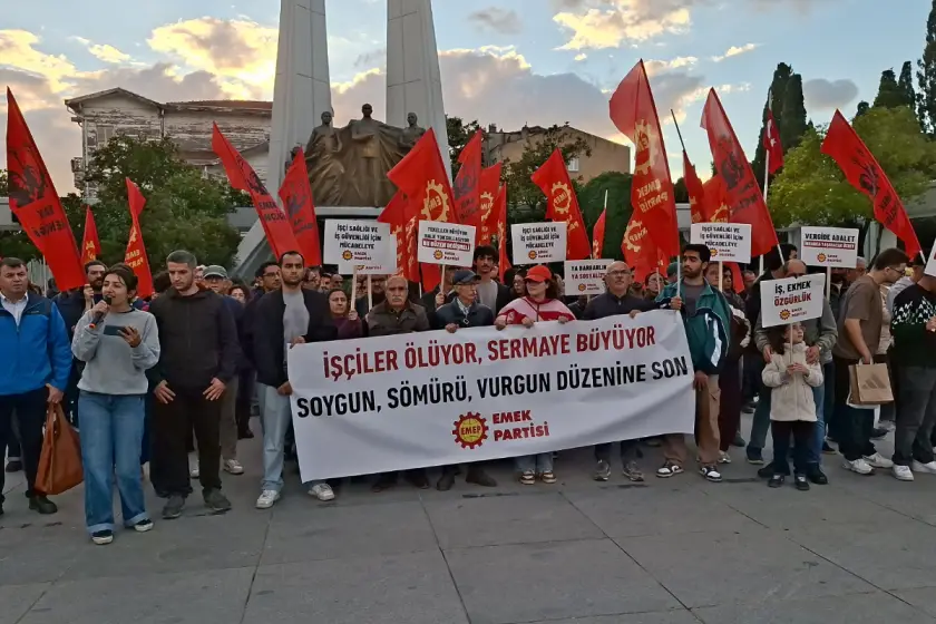 EMEP’ten “iş cinayetleri” ve “fon vurgunu” eylemi: “Bu sömürü düzeninizi emekçiler başınıza yıkacak”
