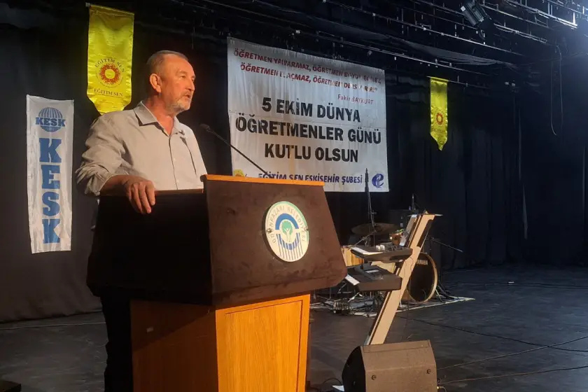 Eğitim Sen Eskişehir Şube: Öğretmenler Günü’nü kutlamıyor, mücadeleyi büyütüyoruz
