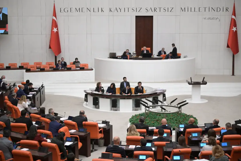 Başarır: Mersin'de bir anneyi teşhir edenler bir ailenin milyarlarını koruyor