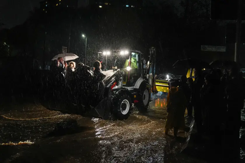 Meteorolojiden 81 il için uyarı: İstanbul ve birçok ilde yağış bekleniyor