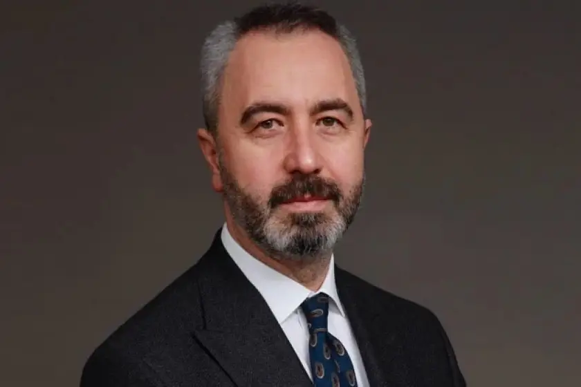 Hazine ve Maliye Bakan Yardımcılığına atanan Bekir Bayrakdar kimdir?