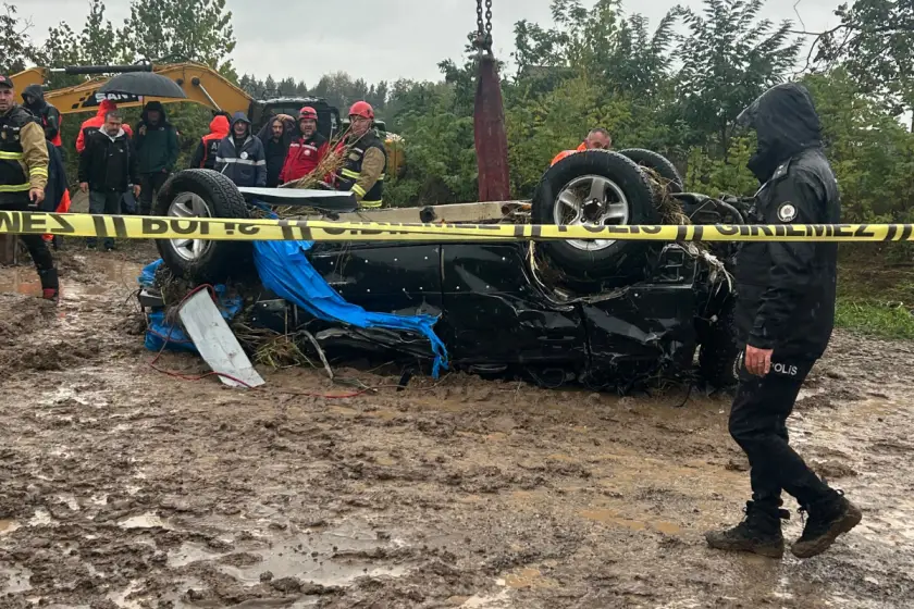 Kocaeli'de sele kapılan eski muhtarın cansız bedeni bulundu