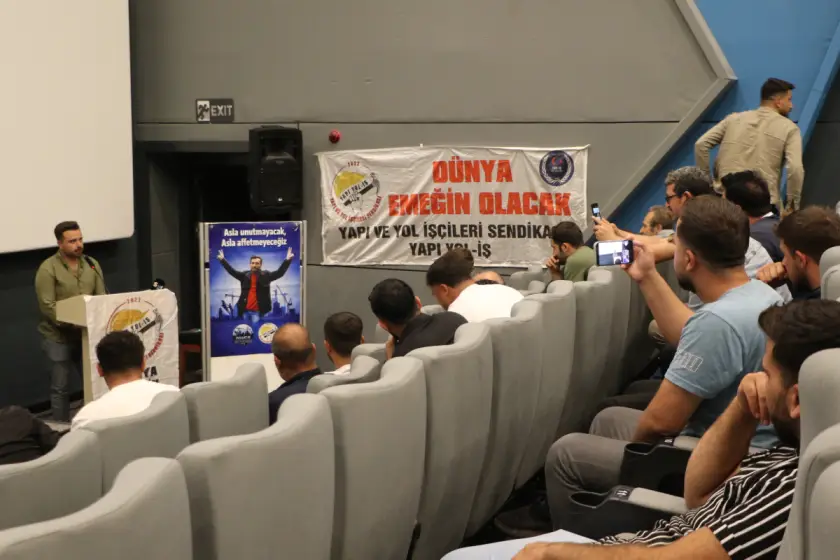 Diyarbakır Şehir Hastanesi inşaatı işçileri: Mücadeleye devam edeceğiz