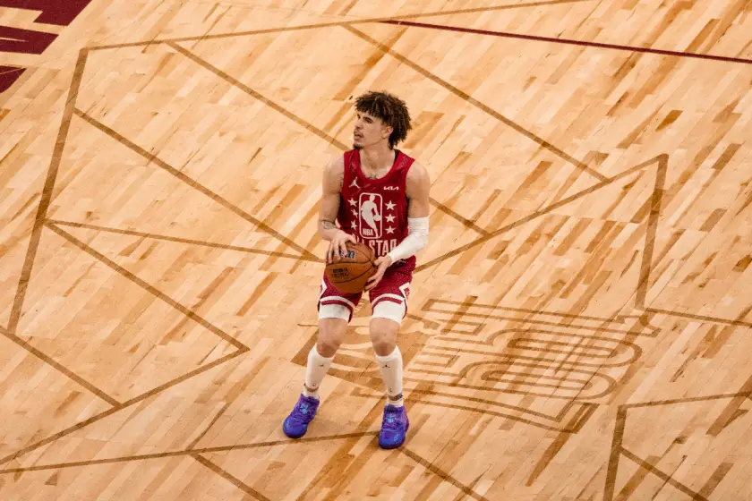 LaMelo Ball'un viral olan stepsi: Hakemler kararını verdi