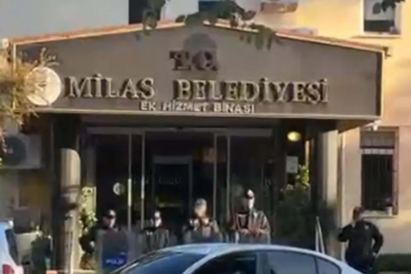 Milas Belediyesi soruşturması: Belediye Başkanı Fevzi Topuz ve oğlu dahil 18 kişi tutuklandı