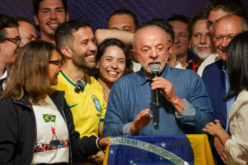 Brezilya'da devlet başkanlığı seçimini Lula da Silva kazandı