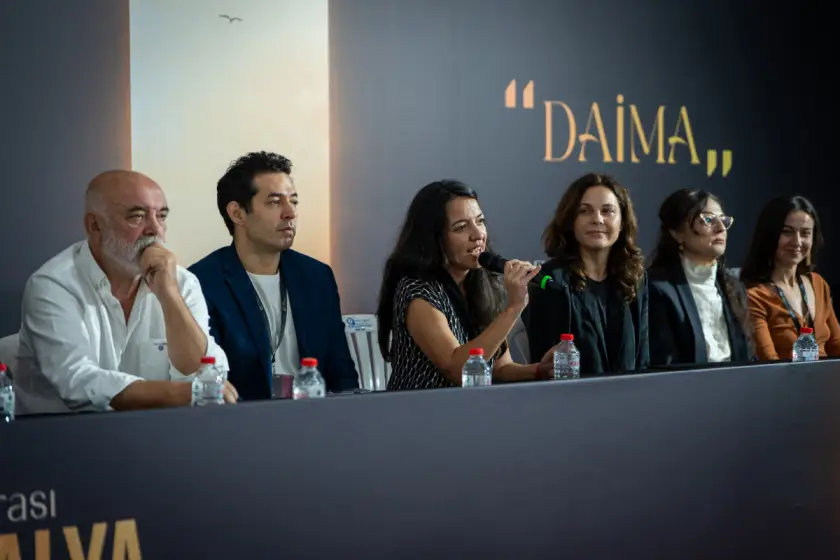 Altın Portakal’da “Sevda”, “Tatlı Maya” ve “Taş ve Tüy” filmleri konuşuldu