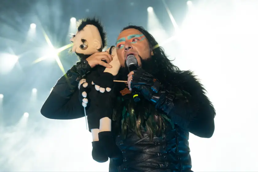 Hayko Cepkin, şarkılarını “ELECTRIC” ruhuyla yeniden yorumladı