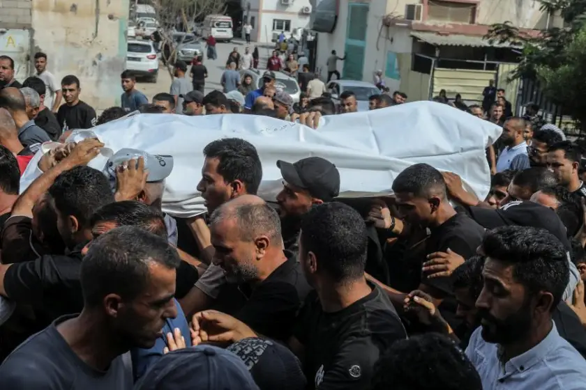 İsrail ordusunun Gazze'ye düzenlediği saldırılarda 4 Filistinli hayatını kaybetti
