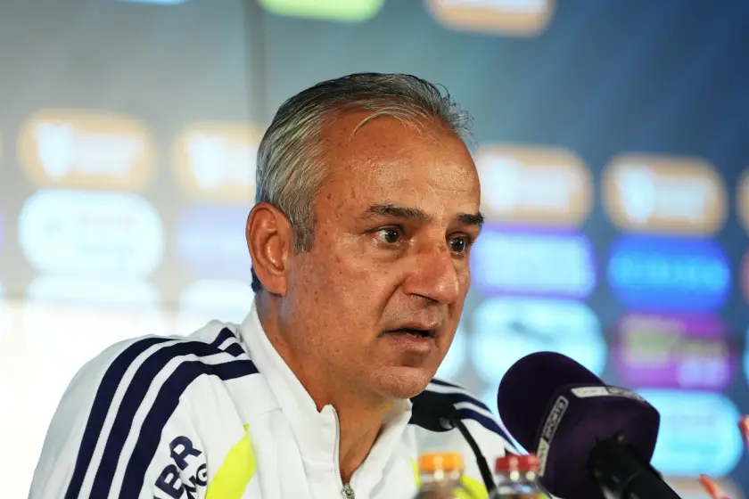 İsmail Kartal trafik kazası geçirdi