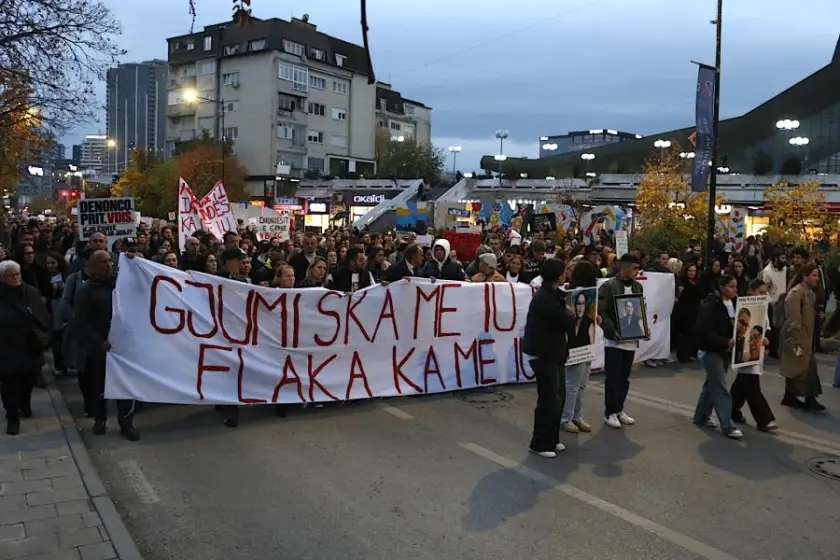 Kosova'da kadın cinayetlerine karşı protesto düzenlendi