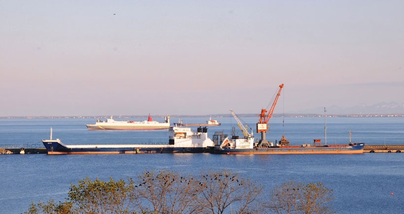 Samsun Limanı'nda 2 Rus gemisi alıkonuldu