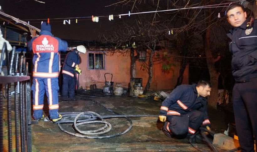 Üsküdar’da gecekondu yangını: 1 ölü