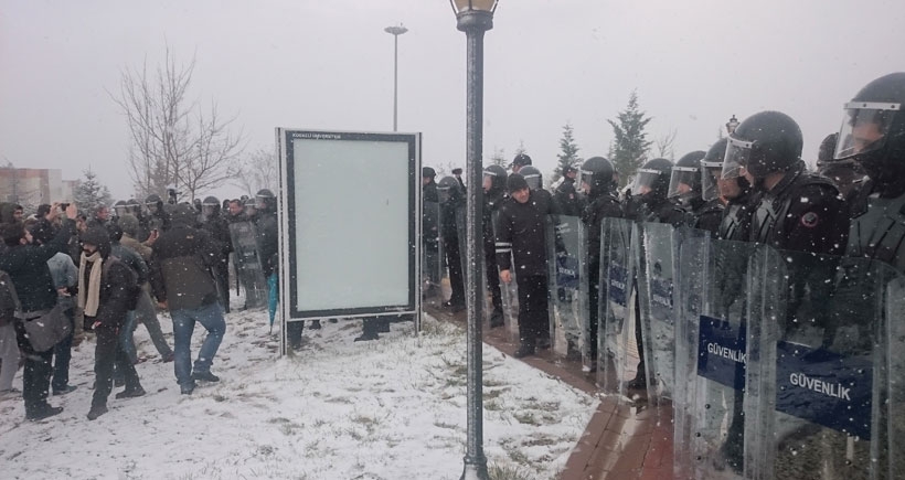 Kocaeli Üniversitesi'nde Roboski eylemine polis saldırdı, çok sayıda gözaltı var