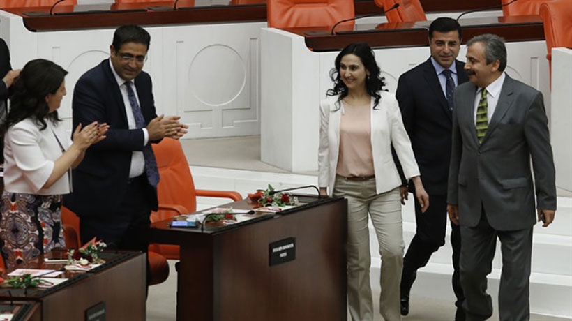 HDP’ye linç kampanyası yürütülüyor: ‘Dokunulmazlığı zırh olarak görmüyoruz’