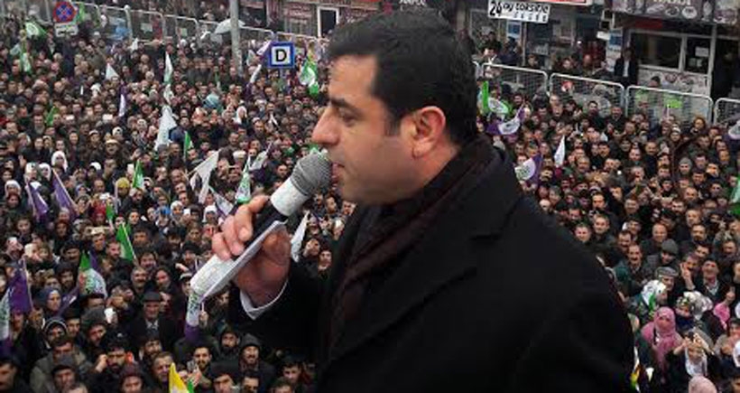 Demirtaş: Saray’ın şatafatından Kürt sorunu görünmüyormuş!