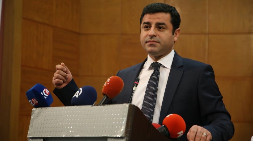 Demirtaş: Ya bizler birleşip geleceğin Türkiye'sini kuracağız ya da tek adamcılar