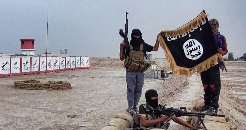 IŞİD kaçırdığı çocukları savaşta kullanıyor