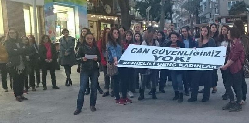 Denizli’de KYK yurdu önünden kaçırılan kadın için eylem