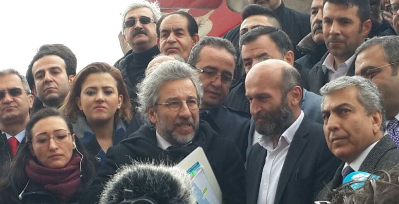 Can Dündar ve Erdem Gül davası 1 Nisan'a ertelendi