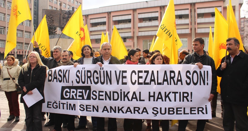 Eğitim Sen'den Bakanlık önünde tepki: Baskı, sürgün ve cezalara son verilsin