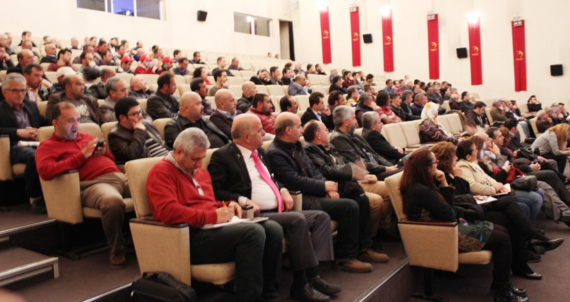 Sendikalar ve emek örgütleri 1 Mayıs öncesi bir araya geldi: Geri adım atmak yerine ortak mücadele etmeliyiz