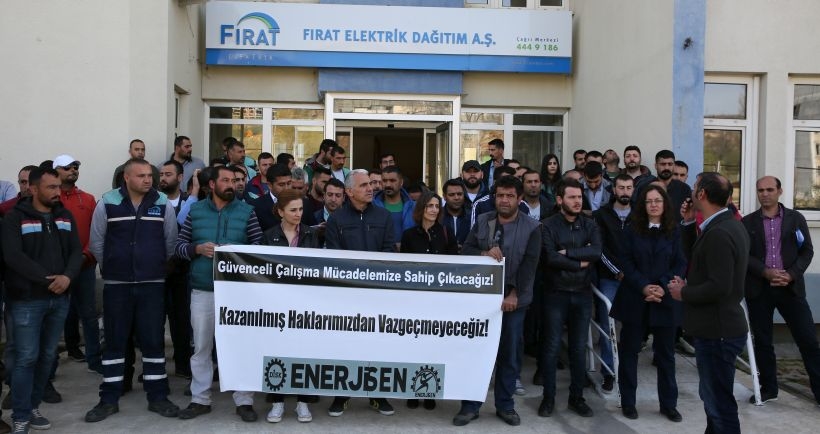 Aksa Fırat işçileri iş bıraktı