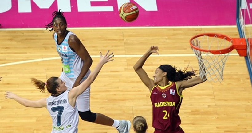 FIBA Kadınlar Avrupa Ligi Dörtlü Finali'nde Fenerbahçe Nadezhda'ya 74-68 yenildi